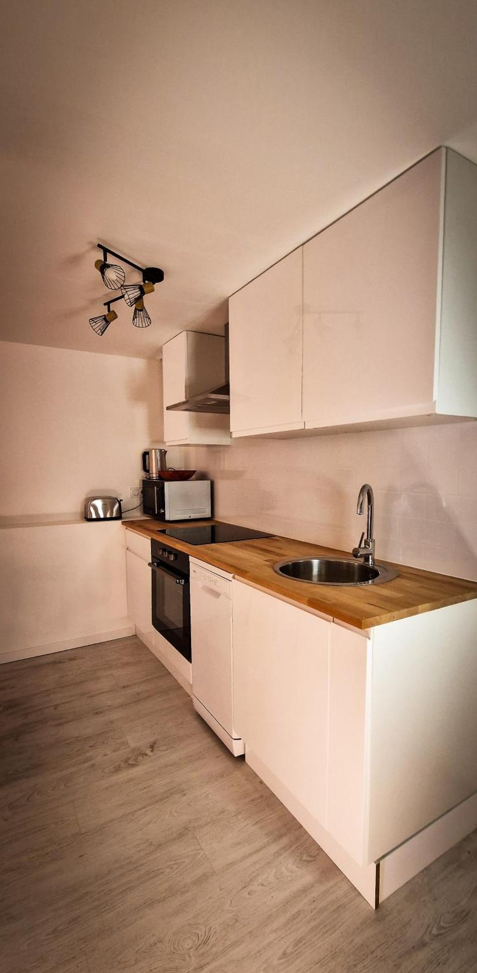 L'Indus 3 Etoiles Wifi, Netflix, Disney, Coeur De Bastide Villefranche-de-Rouergue Luaran gambar