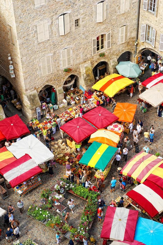 L'Indus 3 Etoiles Wifi, Netflix, Disney, Coeur De Bastide Villefranche-de-Rouergue Luaran gambar